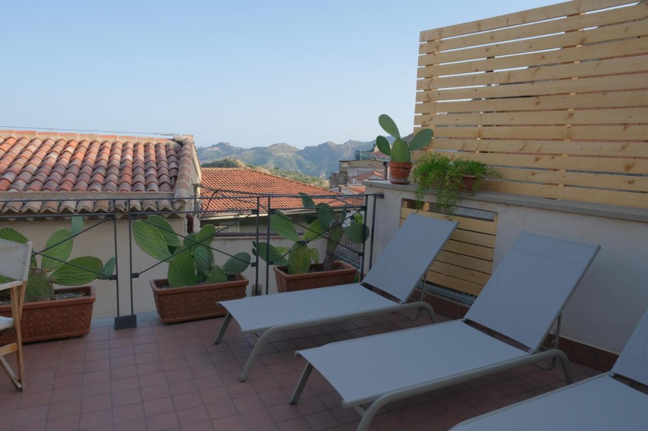 Due Sicilie Maison De Charme Casalvecchio Siculo Bagian luar foto
